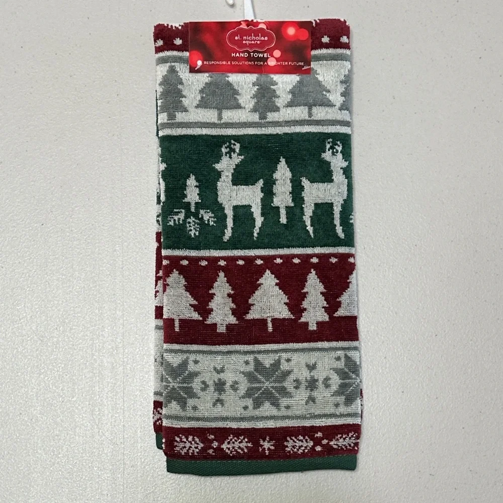 St. Nicholas Square Red and Green Hand Towels